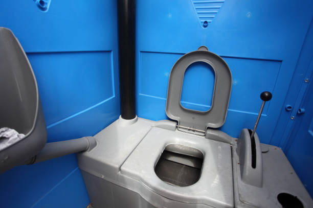 Porta potty delivery and setup in Gainesville, TX